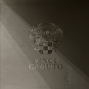 Vince Camuto Designer Box